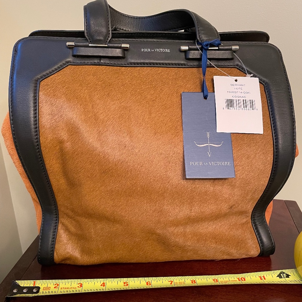 Pour La Victoire Servant Tote, NWT